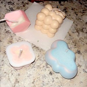 I’m selling homemade candles